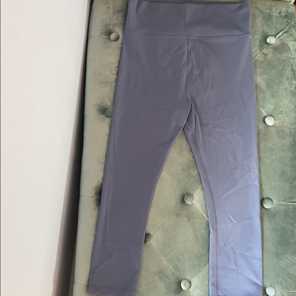 Lorna Jane 3/4 crop leggings